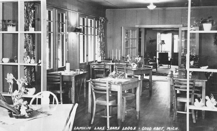 Lamkin Lake Shore Lodge - Old Postcard